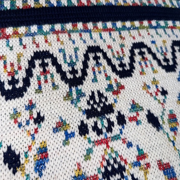 Vintage Knit Sweater - Picture 5 of 5